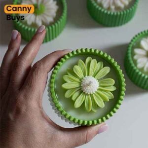 Luxury Daisy Scented Candle in Pakistan - Canny Buys